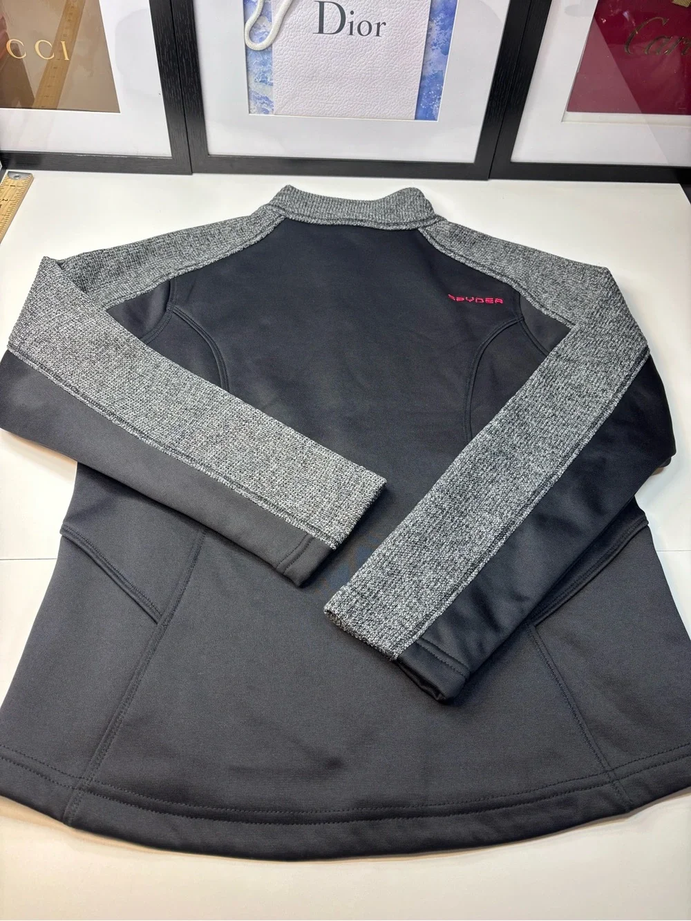 Spyder Kids Black “Bandita Stryke” Jacket with Gray Accents & Red Zipper Size L
